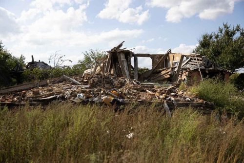 Ukraine, September 2022.The Ukrainian city of Izium (Izyum) is related  with the mass burial site discovered near by. But there are people still living there. Russia heavily bombarded the town. In  September, its forces left the area leaving behind destroyed infrastructure and a population with no food and no water and under shock.